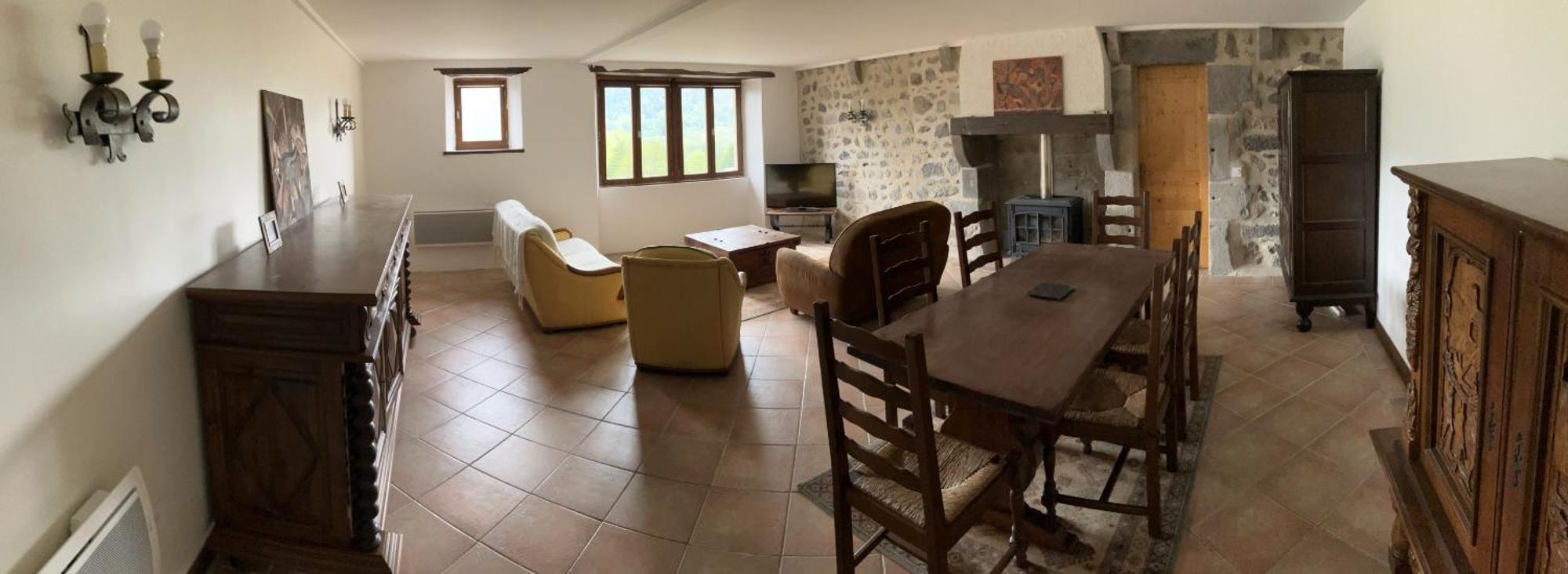 Maison De Varennes Chambon-sur-Lac Ruang foto