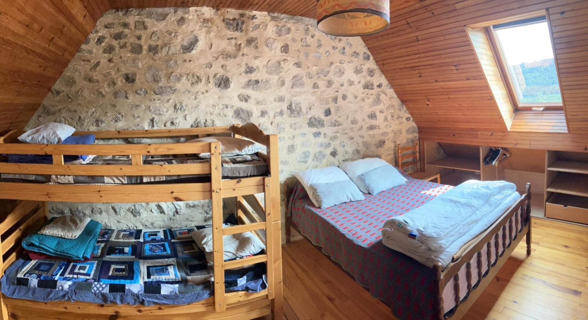 Maison De Varennes Chambon-sur-Lac Ruang foto